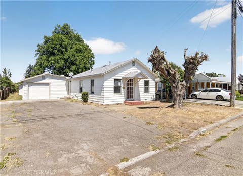Photo of 2863 Oleander AVE, Merced, CA 95340 (MLS # MC26133798)