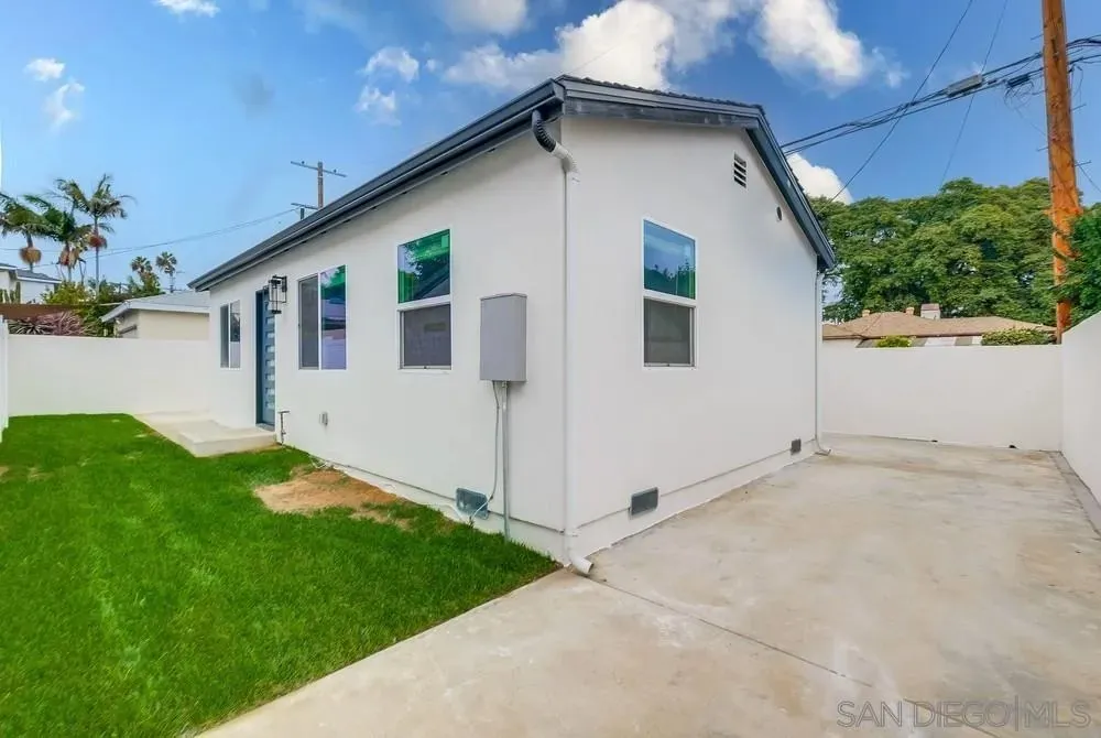 Los Angeles, California 90064, United States, 6 Bedrooms Bedrooms, ,4 BathroomsBathrooms,Residential,Active,183016