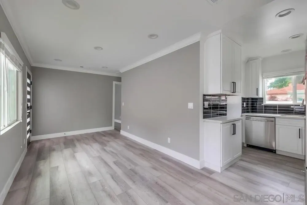 Los Angeles, California 90064, United States, 6 Bedrooms Bedrooms, ,4 BathroomsBathrooms,Residential,Active,183016