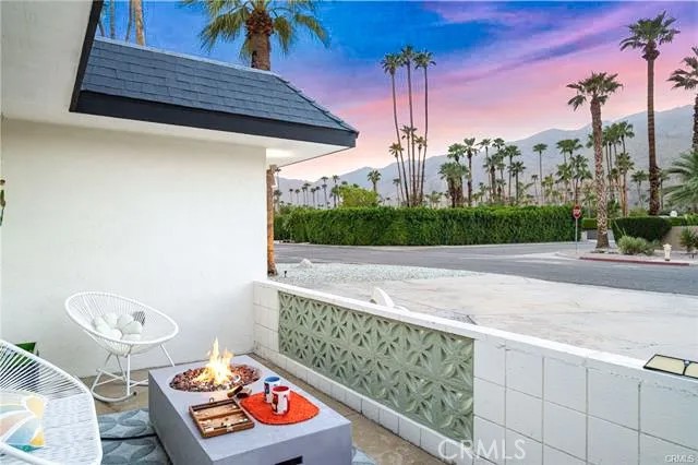 1190 S Calle Marcus