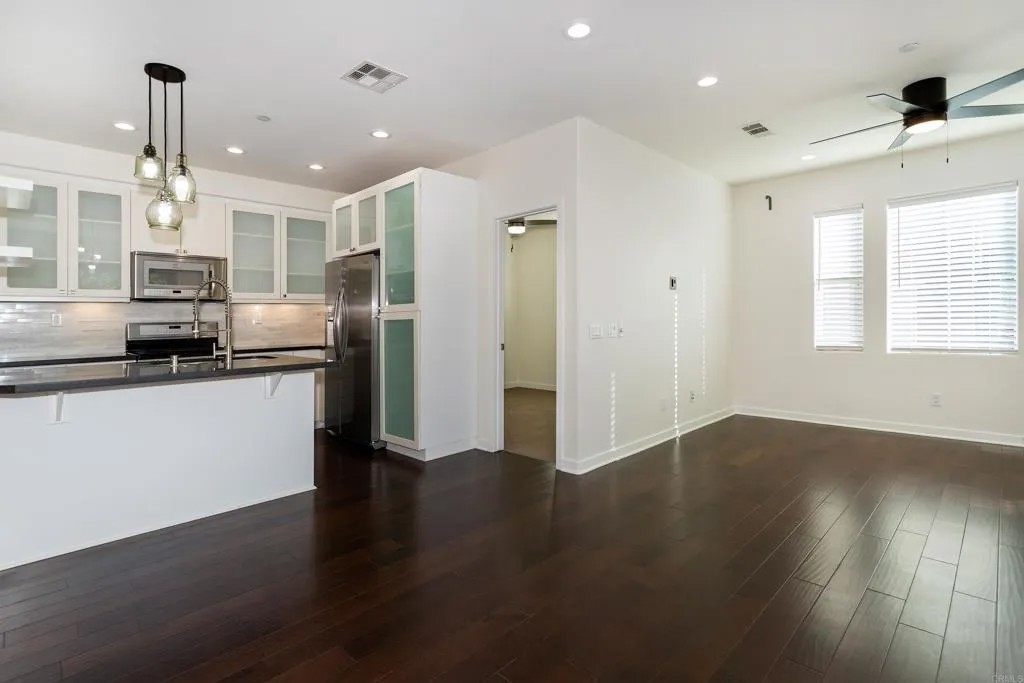 2232 Indus Way