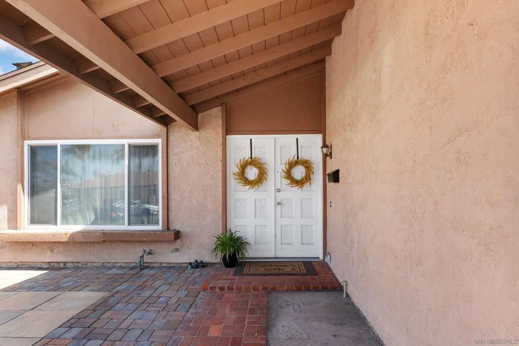 Photo of 11343 Avenida Del Gato, San Diego, CA 92126 (MLS # 260002111)