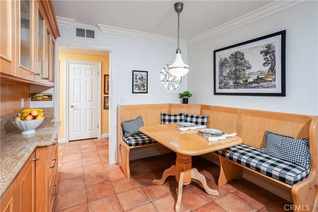 Photo of 149 S Dewey Ave, Newbury Park, CA 91320 (MLS # SR25271418)