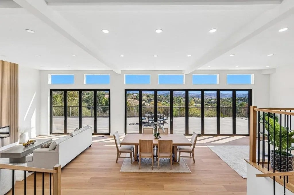 Photo of 3642 Alta Vista Drive, Fallbrook, CA 92028 (MLS # NDP2609295)