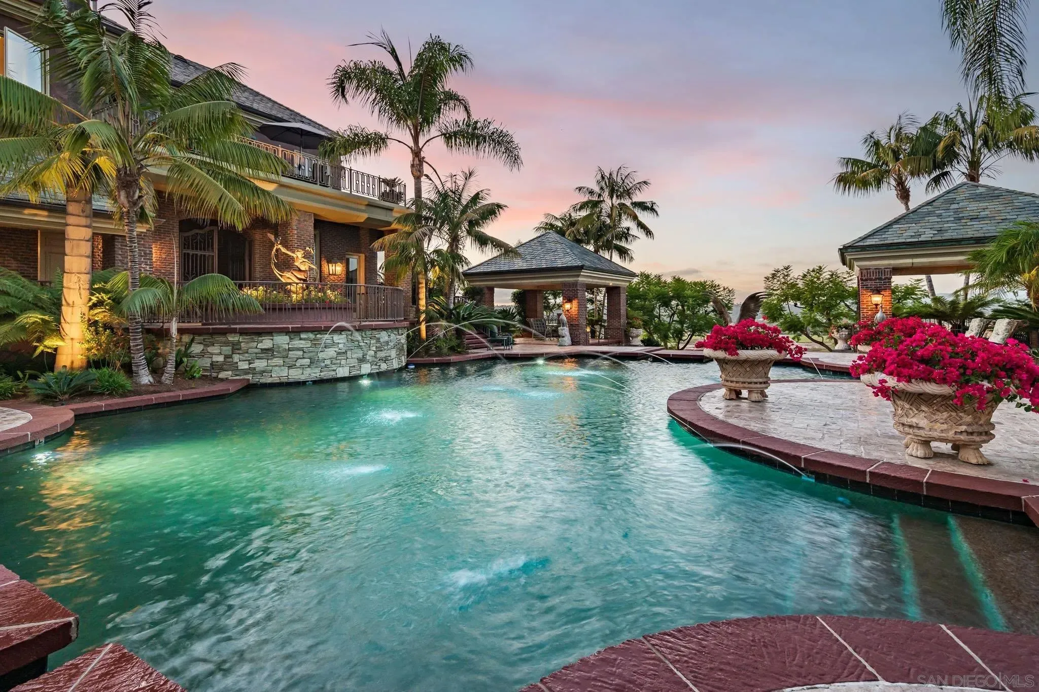 Rancho Santa Fe, California 92067, United States, 9 Bedrooms Bedrooms, ,11 BathroomsBathrooms,Residential,Active,223271