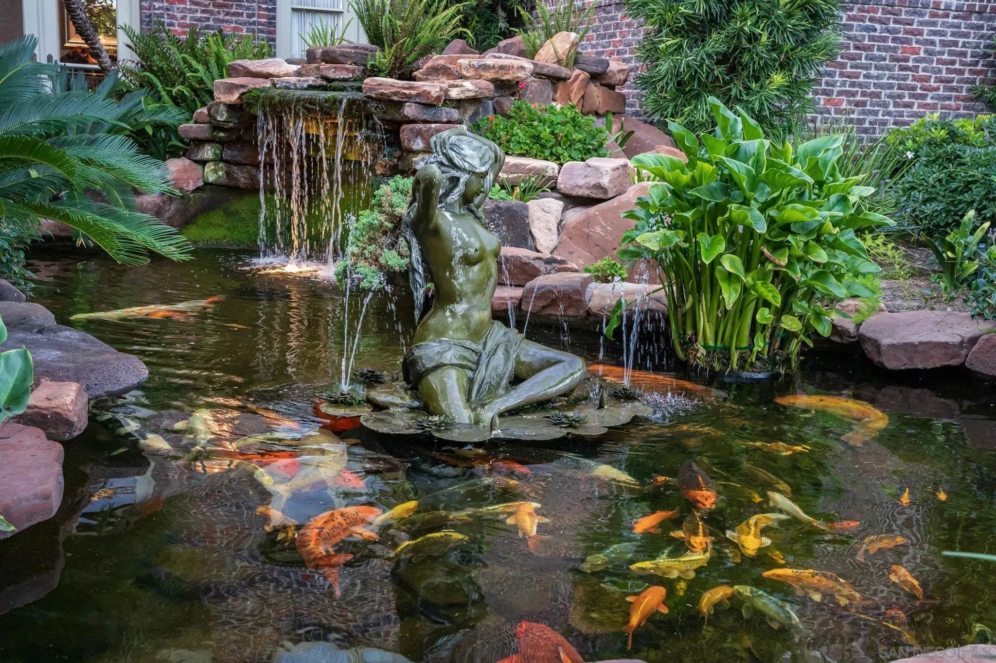 Rancho Santa Fe, California 92067, United States, 9 Bedrooms Bedrooms, ,11 BathroomsBathrooms,Residential,Active,223271