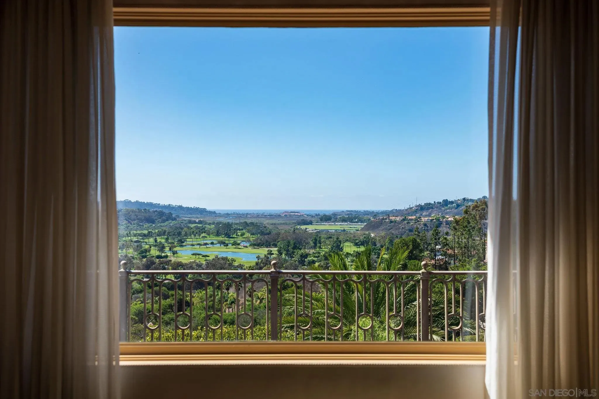 Rancho Santa Fe, California 92067, United States, 9 Bedrooms Bedrooms, ,11 BathroomsBathrooms,Residential,Active,223271