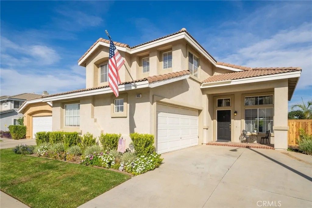 Photo of 945 Ferndale Dr, Corona, CA 92881 (MLS # IV25259447)