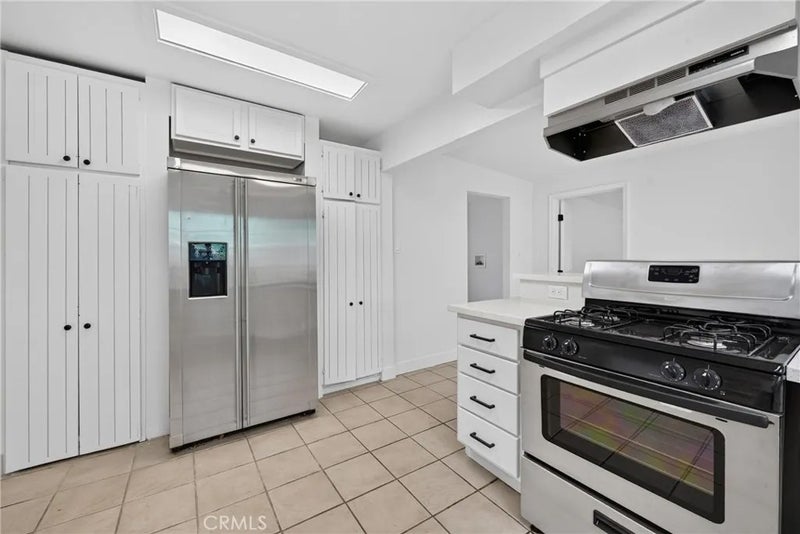 3731 W 118th