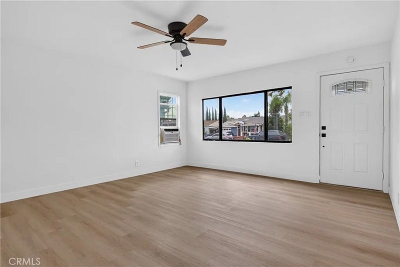 3731 W 118th
