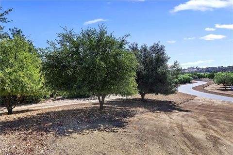 Tiny photo for 37565 Purdue Ln, Temecula, CA 92592 (MLS # SW25232742)