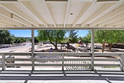 Tiny photo for 37565 Purdue Ln, Temecula, CA 92592 (MLS # SW25232742)