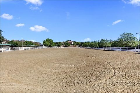 Tiny photo for 37565 Purdue Ln, Temecula, CA 92592 (MLS # SW25232742)