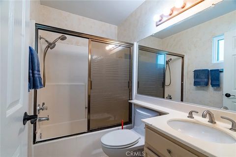 Tiny photo for 28433 Avion Circle, Castaic, CA 91384 (MLS # FR25233670)