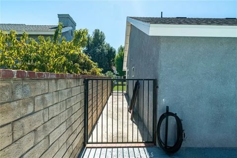 Tiny photo for 28433 Avion Circle, Castaic, CA 91384 (MLS # FR25233670)