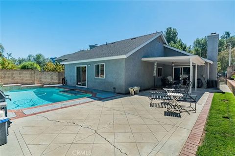 Tiny photo for 28433 Avion Circle, Castaic, CA 91384 (MLS # FR25233670)