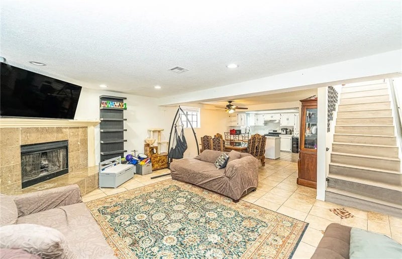 10334 Tujunga Canyon