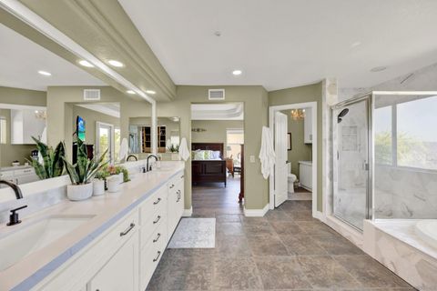 Tiny photo for 2157 Woodland Heights Gln, Escondido, CA 92026 (MLS # 250041307)