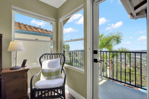 Tiny photo for 2157 Woodland Heights Gln, Escondido, CA 92026 (MLS # 250041307)