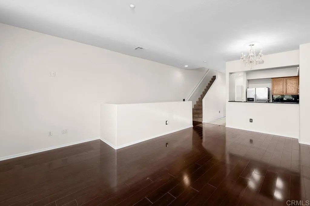 1335 Caminito Pietro 83