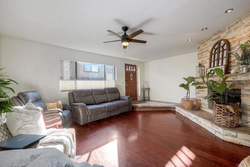 2644 Alpine Boulevard B