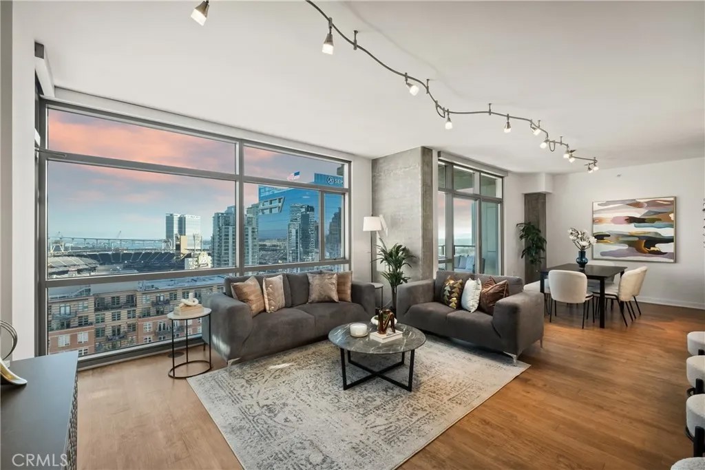 800 The Mark Lane 1806