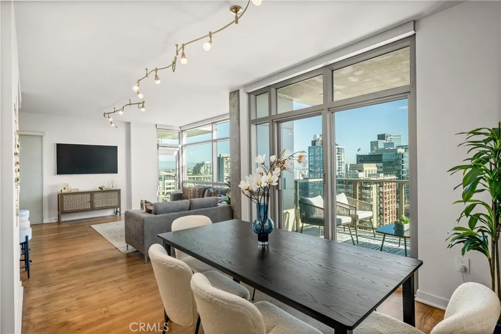 800 The Mark Lane 1806