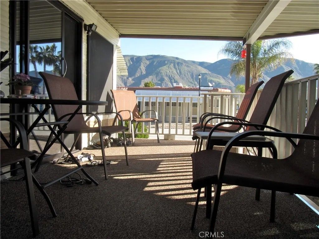 Photo of 954 Evergreen Drive, San Jacinto, CA 92583 (MLS # SW25263964)