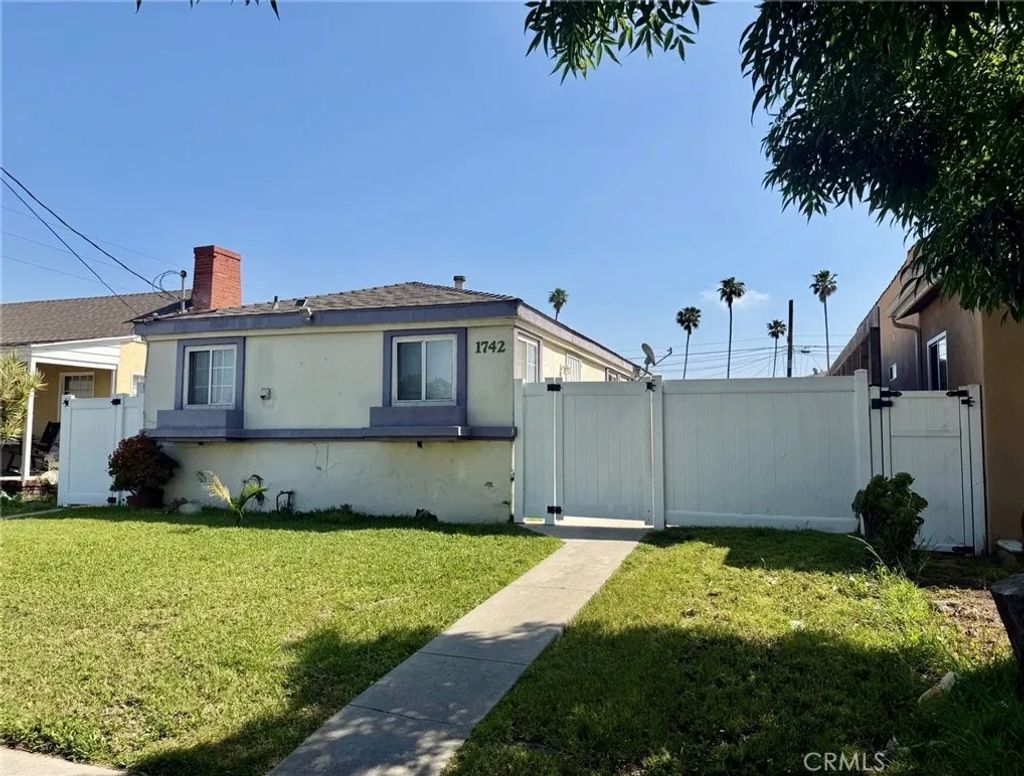 Photo of 1742 N Marine Ave, Wilmington, CA 90744 (MLS # DW26079699)