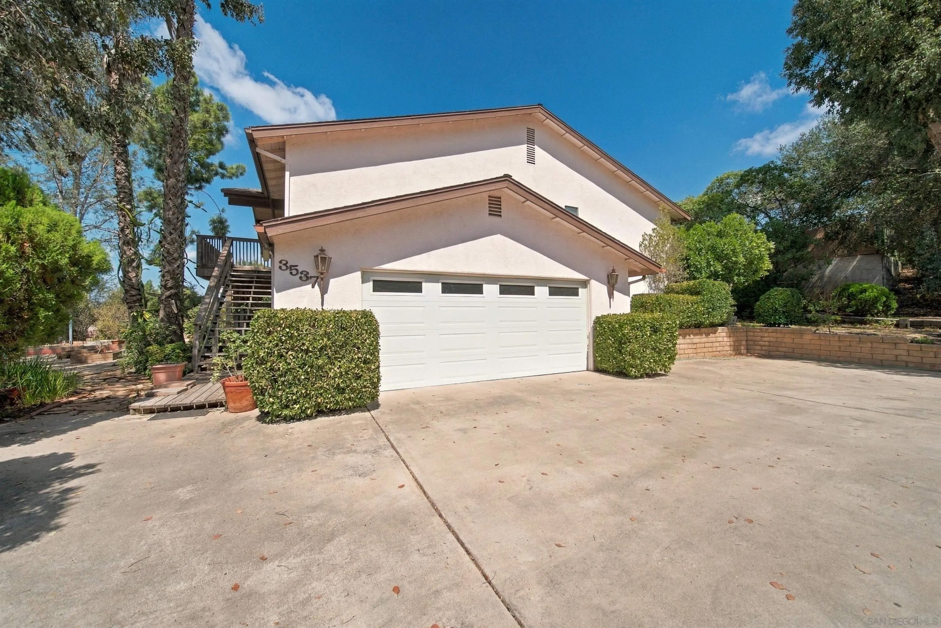 3537 Ybarra Rd