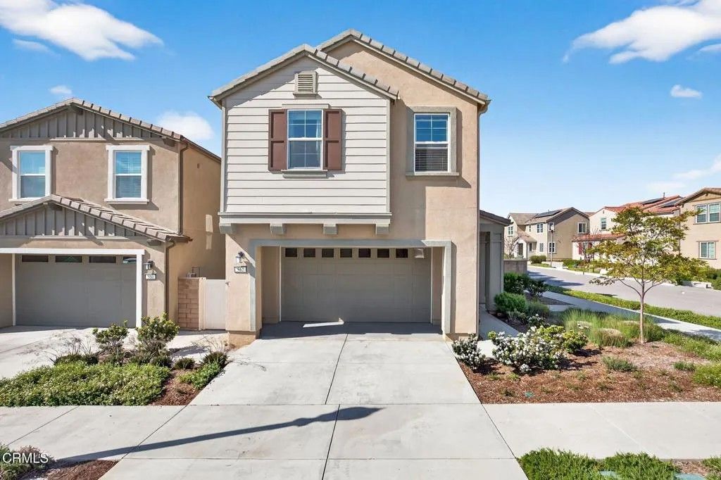 Photo of 562 Kumquat Court, Santa Paula, CA 93060 (MLS # V1-35673)