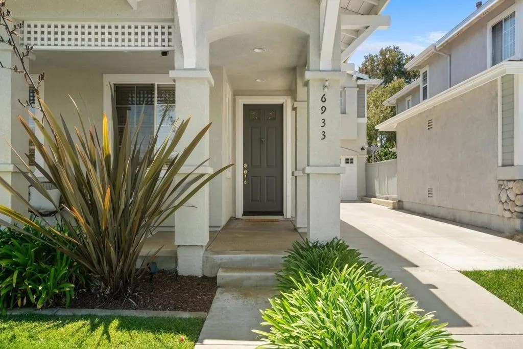 Photo of 6933 Catamaran Drive, Carlsbad, CA 92011 (MLS # NDP2606007)