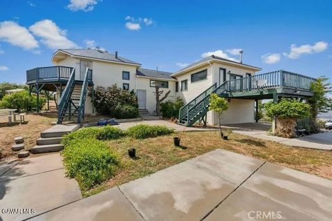 Photo of 17041 Summers Drive, Tehachapi, CA 93561 (MLS # SR26080112)