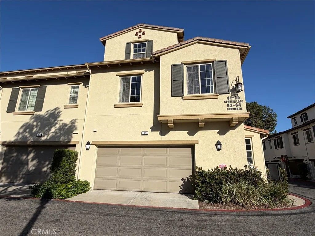 Photo of 49 Spanish Lace, Irvine, CA 92620 (MLS # TR26107584)