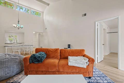 Tiny photo for 3145 Evening Way #C, La Jolla, CA 92037 (MLS # 260018188)