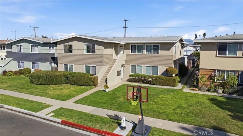 2940 Peppertree