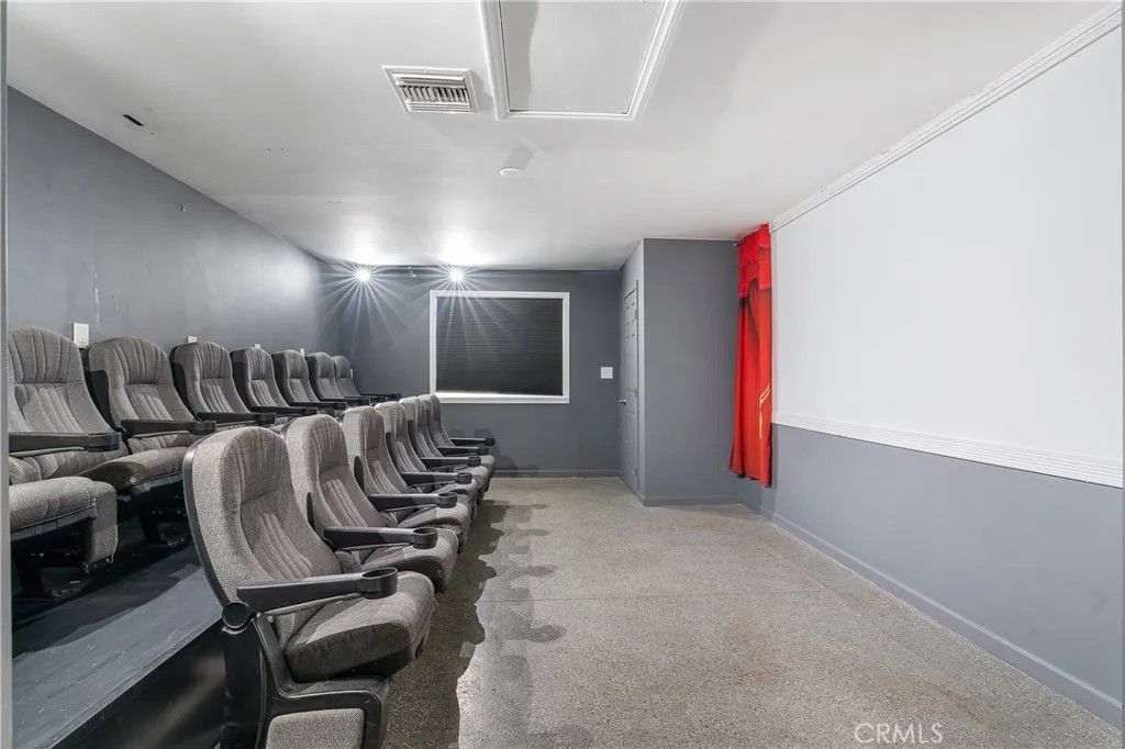 Photo of 17329 Burbank Boulevard, Encino, CA 91316 (MLS # SR25277597)