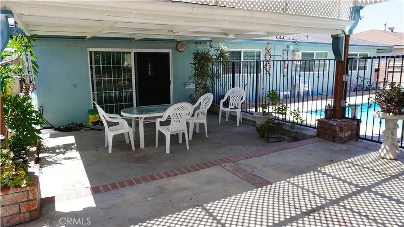 11526 Fireside