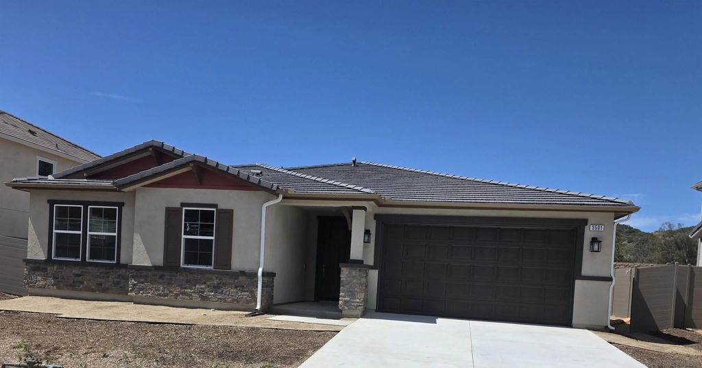 Photo of 3501 Butler Place, Escondido, CA 92027 (MLS # 260007879)