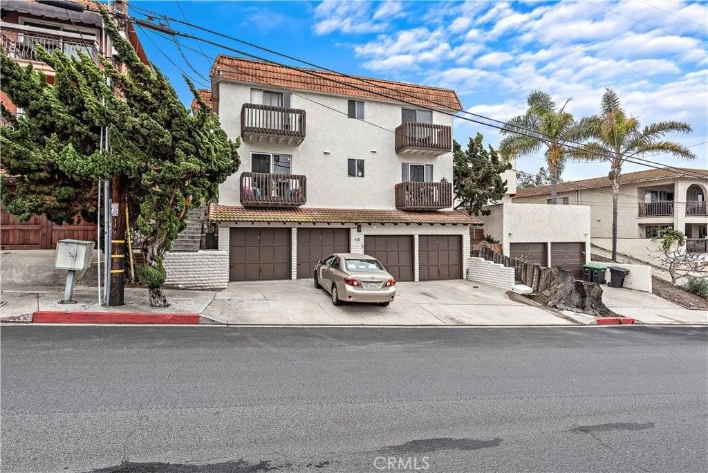 Photo of 112 E Avenida San Gabriel #3, San Clemente, CA 92672 (MLS # OC26064086)