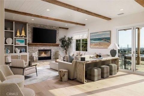 Tiny photo for 4746 Oceanridge Dr, Huntington Beach, CA 92649 (MLS # OC25238329)