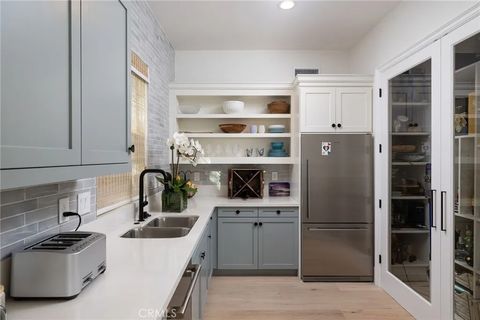 Tiny photo for 4746 Oceanridge Dr, Huntington Beach, CA 92649 (MLS # OC25238329)