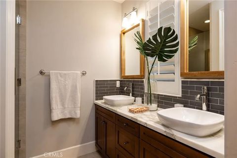 Tiny photo for 4746 Oceanridge Dr, Huntington Beach, CA 92649 (MLS # OC25238329)