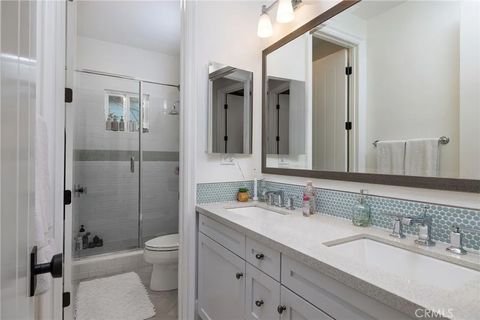 Tiny photo for 4746 Oceanridge Dr, Huntington Beach, CA 92649 (MLS # OC25238329)