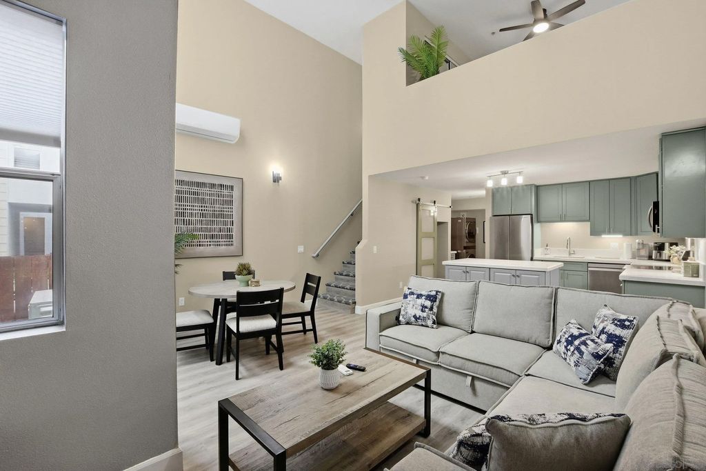 Photo of 1944 State St, San Diego, CA 92101 (MLS # 260010592)