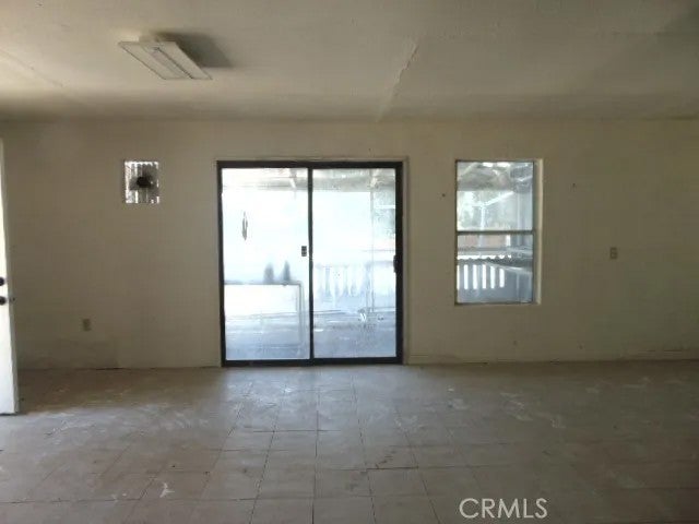 9440 E Highway 20