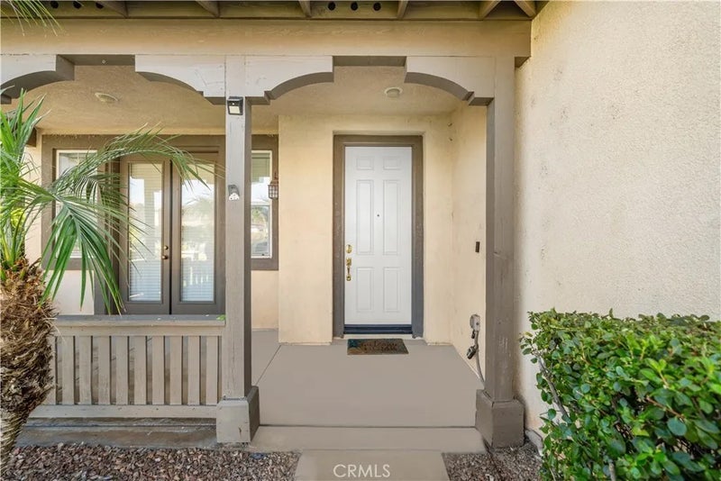 34619 Chinaberry
