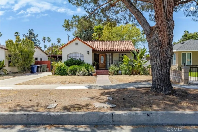 3334 N Sierra