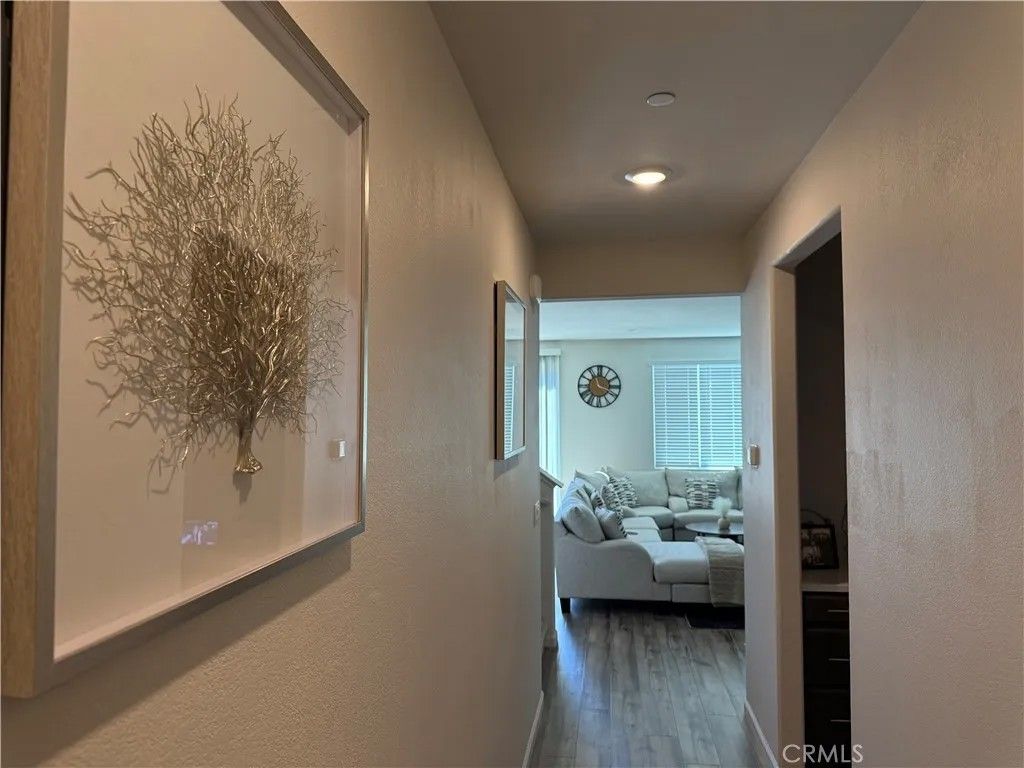 Photo of 855 Helmsley Dr, Vacaville, CA 95687 (MLS # OC26069289)