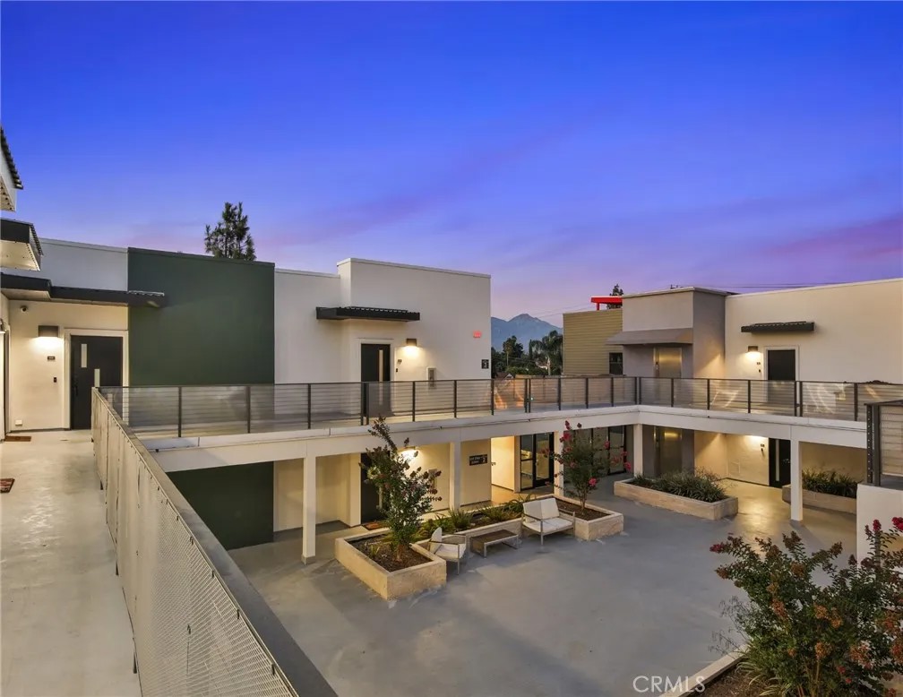 1300 W Mission Boulevard